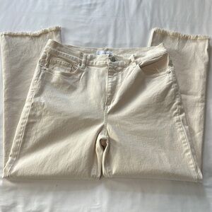 LOFT The Straight Crop Jeans in Cream